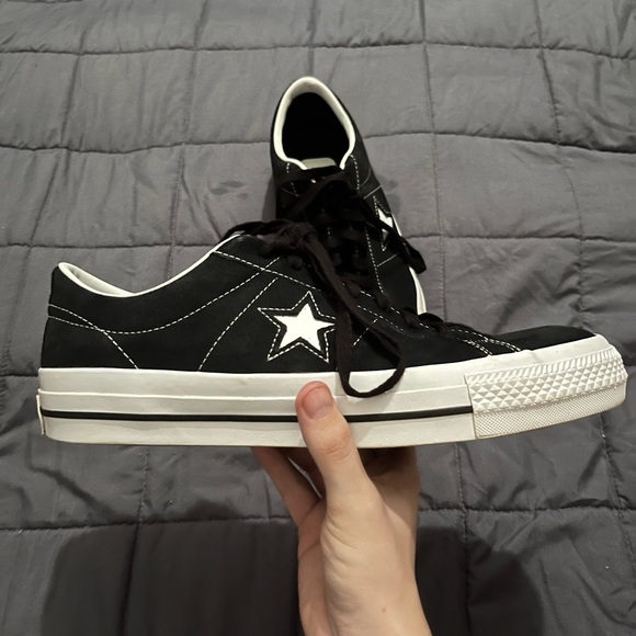 Black converse with white star
Size 11 in US men’s
Only worn 6 times - Picture 3 of 4